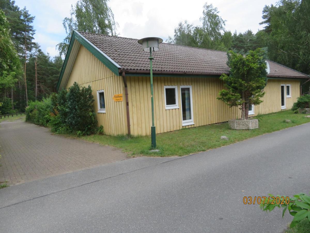 Gruppenbungalow-Waldhaus-Am Ferienpark Mirow Extérieur photo